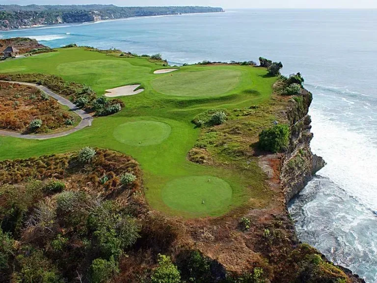 Golf in Bali — 001